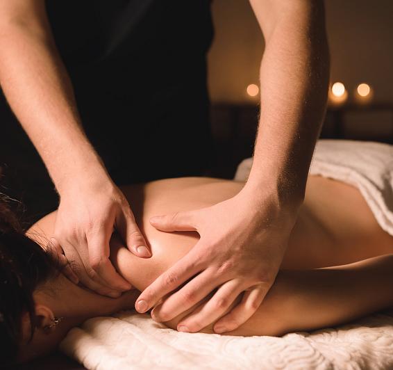 Offrez-vous une expérience de bien-être grâce à notre sélection de massages.
