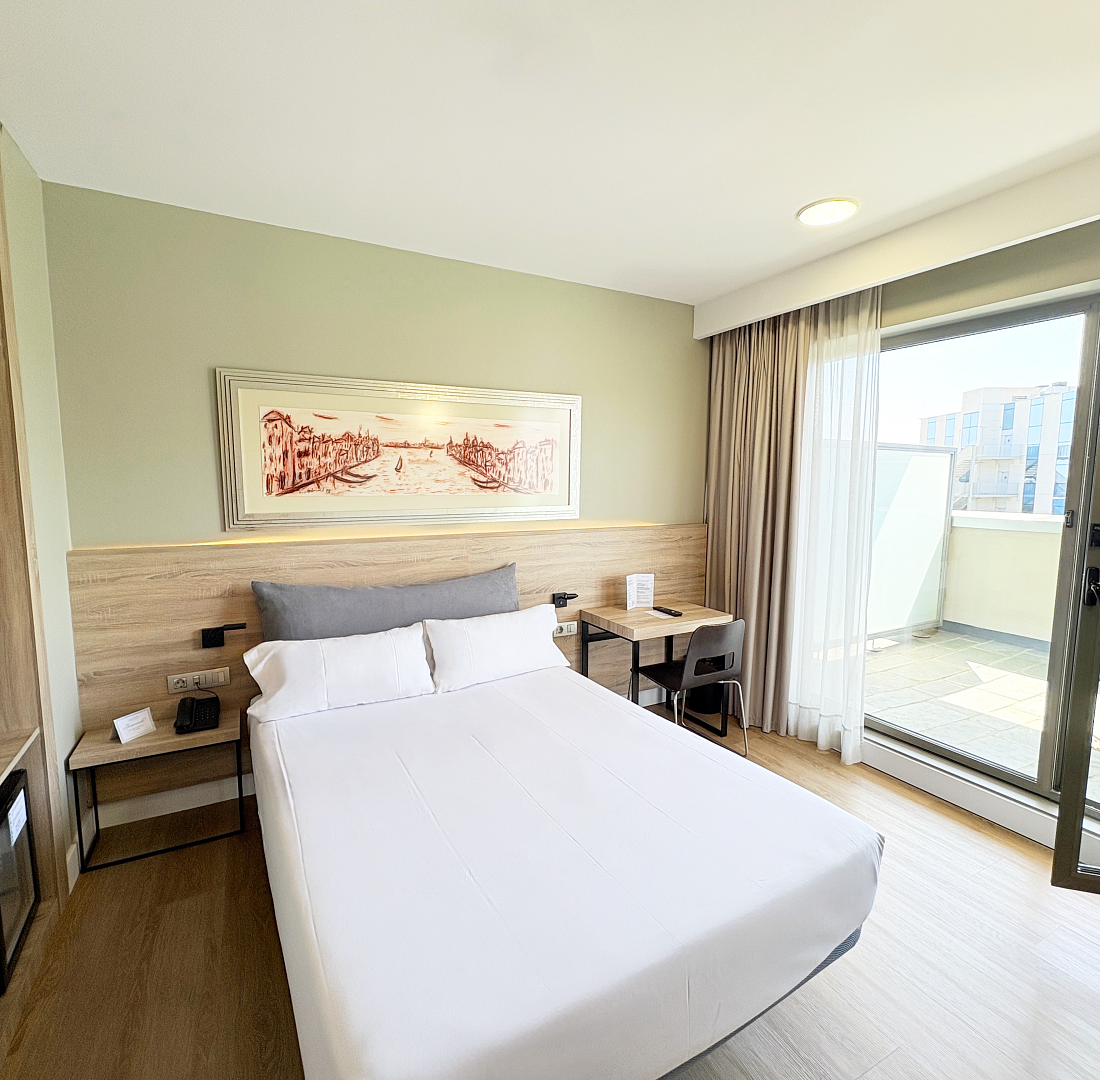 Chambre petit terrace