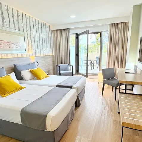 Superior-Zimmer mit Terrasse