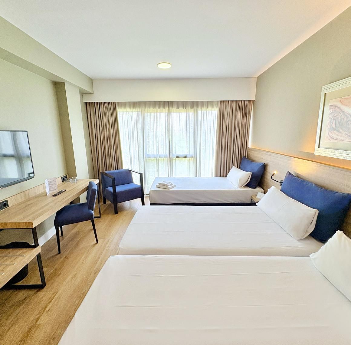 Double room with extra bed