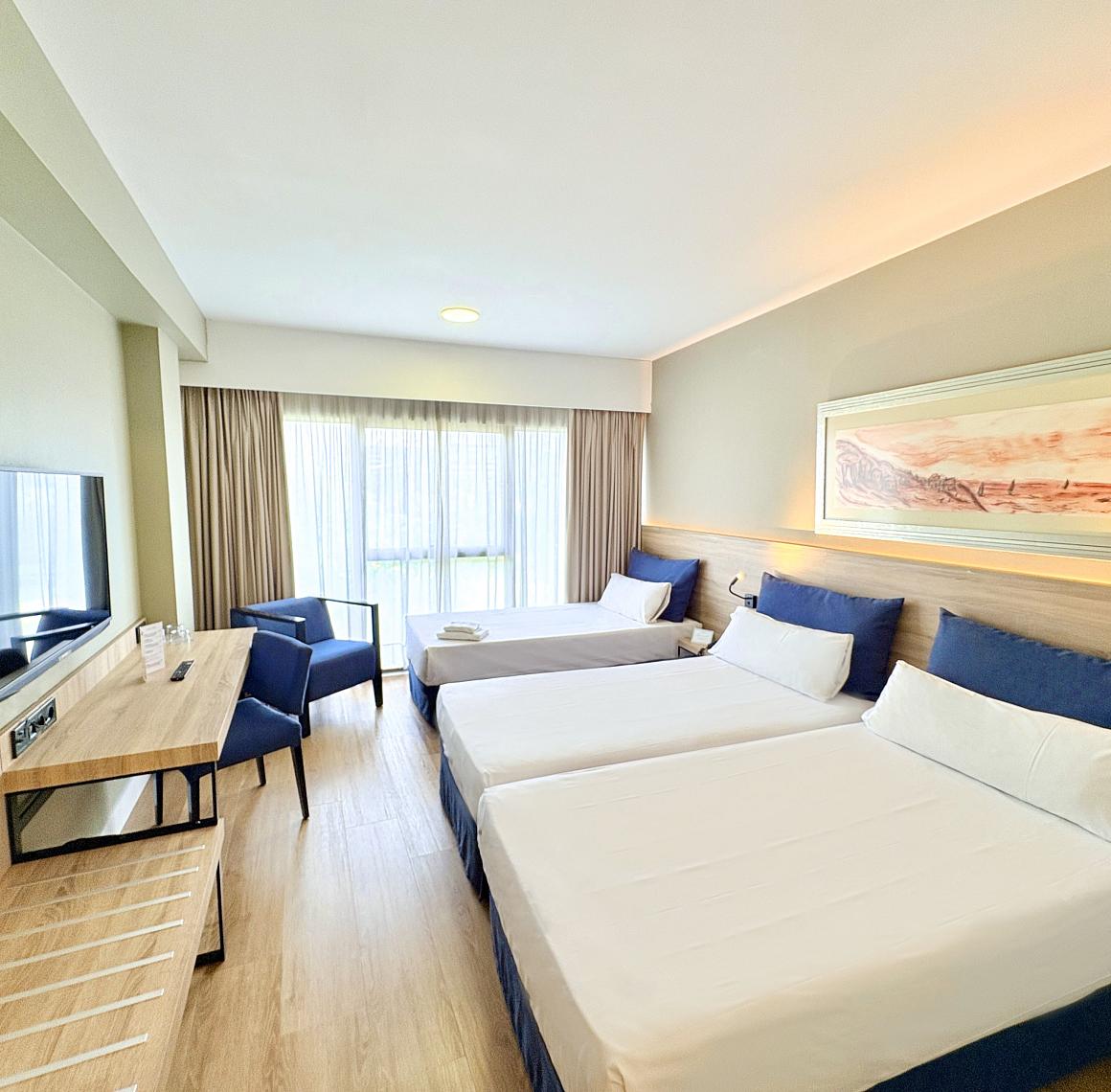 Double room with extra bed